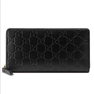 Authentic Gucci wallet